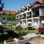 Отель Siesta Club Харканы