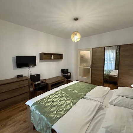 Siesta Club Otel 3*