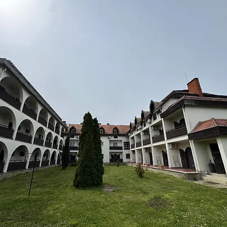 Siesta Club Harkany