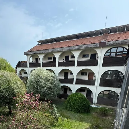 Siesta Club Hotel 3*