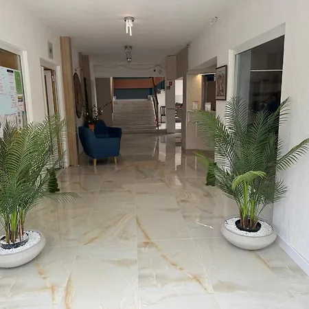 Otel Siesta Club 3*