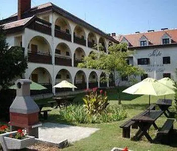 Siesta Club Harkány