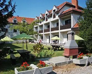 Siesta Club Harkany