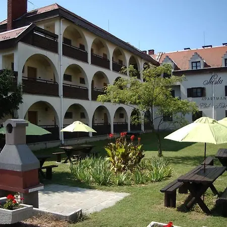 Hotel Siesta Club
