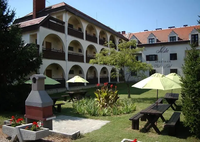 Hotel Siesta Club